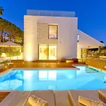 2244 New Modern Luxury In Puerto Banus * Marbella