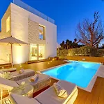 2244 New Modern Luxury In Puerto Banus Marbella