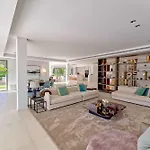 2244 New Modern Luxury In Puerto Banus *