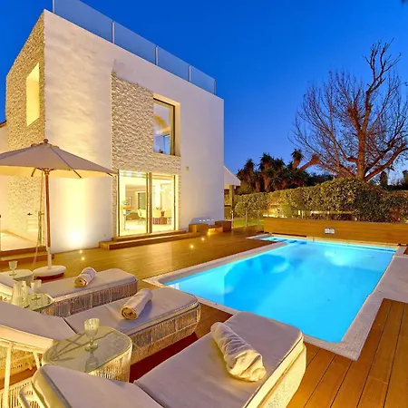 2244 New Modern Luxury In Puerto Banus מארבלה