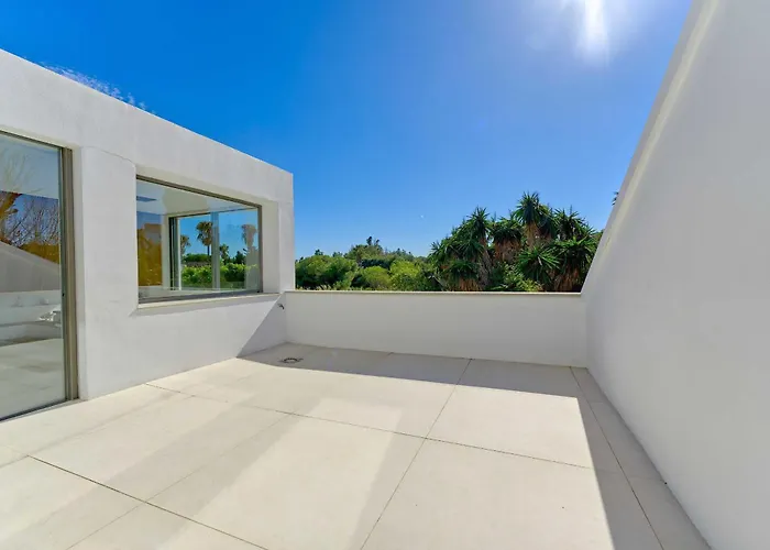 ヴィラ 2244 New Modern Luxury In Puerto Banus マルベーリャ