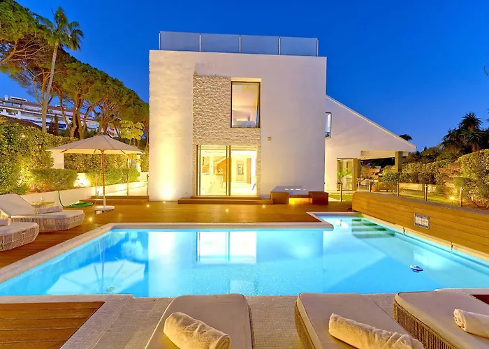 2244 New Modern Luxury In Puerto Banus * Marbella