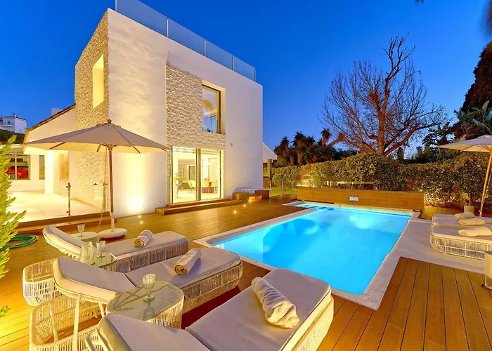 2244 New Modern Luxury In Puerto Banus マルベーリャ