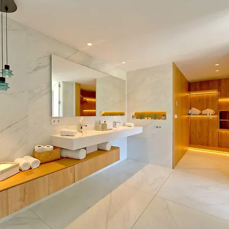 2244 New Modern Luxury In Puerto Banus Villa