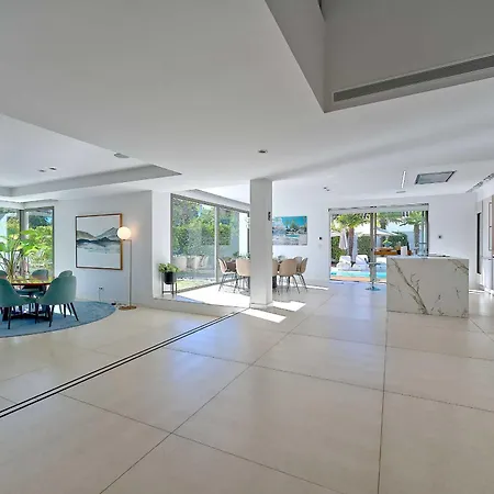 2244 New Modern Luxury In Puerto Banus *