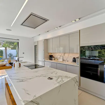 2244 New Modern Luxury In Puerto Banus Villa *