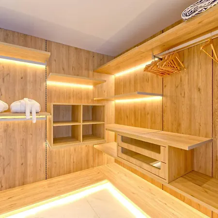 2244 New Modern Luxury In Puerto Banus Villa Marbella