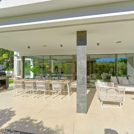 2244 New Modern Luxury In Puerto Banus