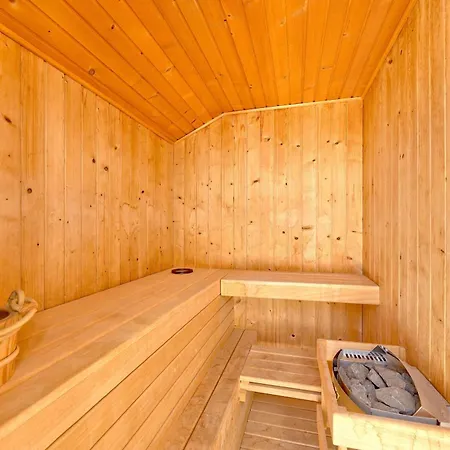 2244 New Modern Luxury In Puerto Banus 别墅