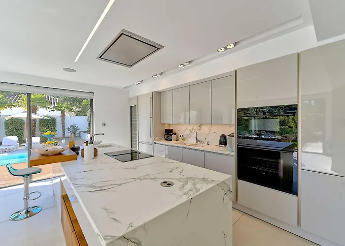 2244 New Modern Luxury In Puerto Banus Villa *