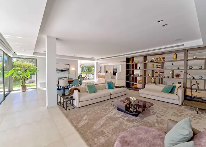 2244 New Modern Luxury In Puerto Banus *